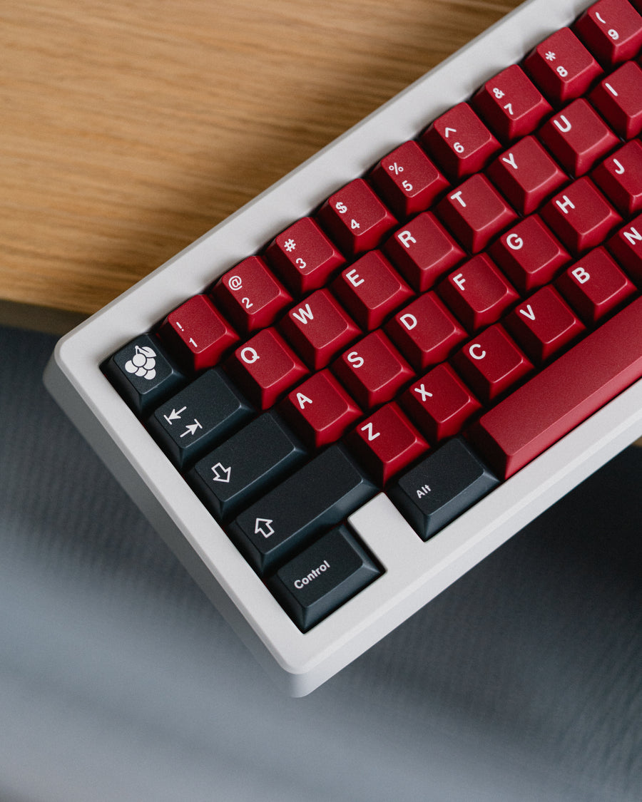 GMK Burgundy (CYL)